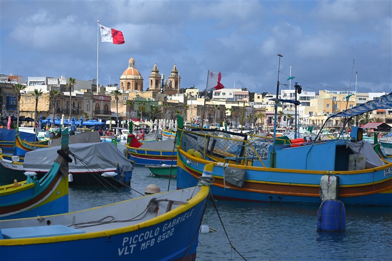 Marsaxlokk Malte | Jupette et Salopette Marsaxlokk Malte | Jupette et Salopette