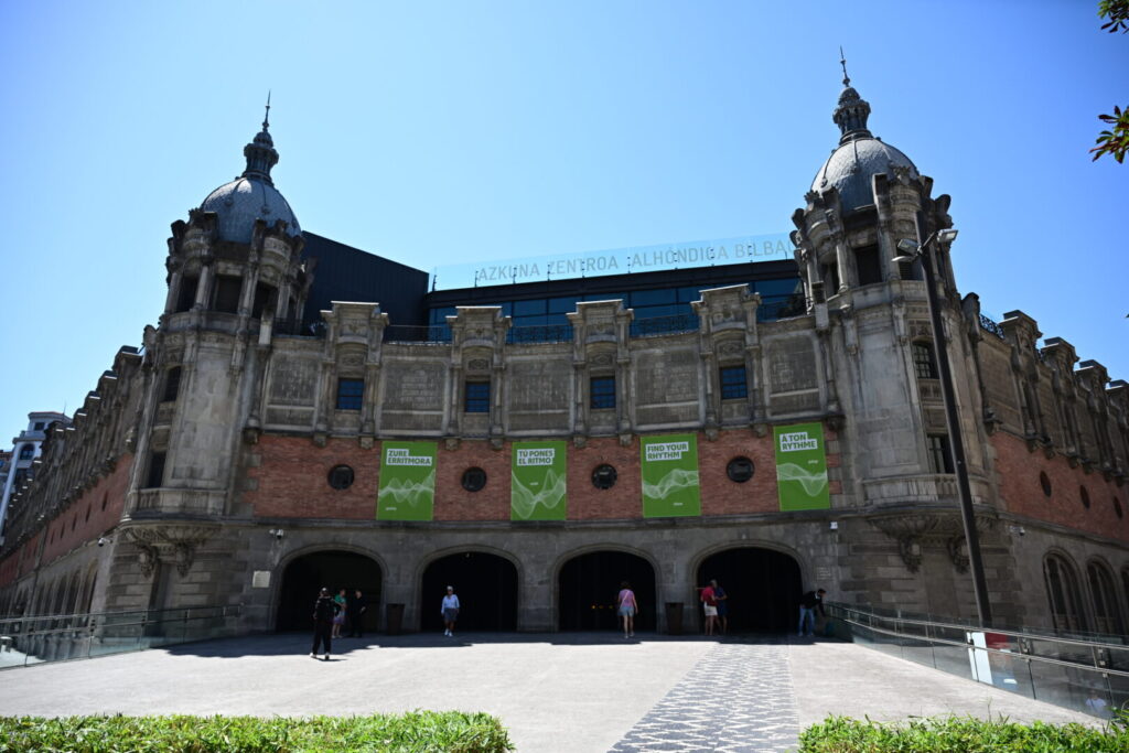 Azkuna Zentroa Bilbao | Jupette et Salopette