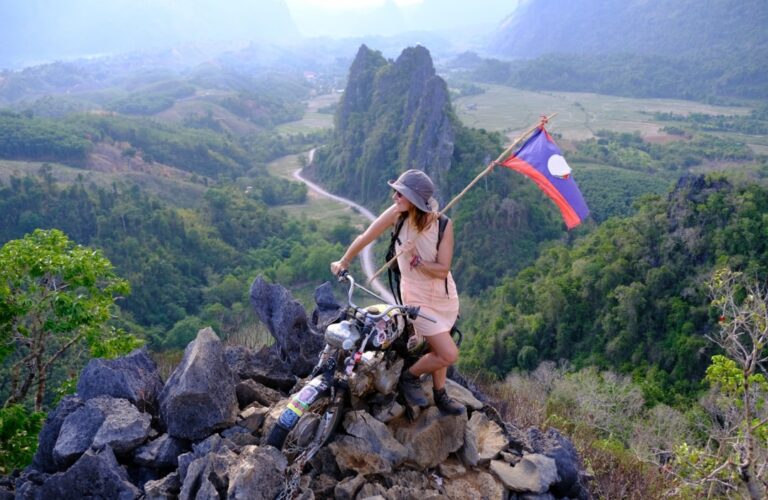 Vang Vieng Laos | Jupette et Salopette