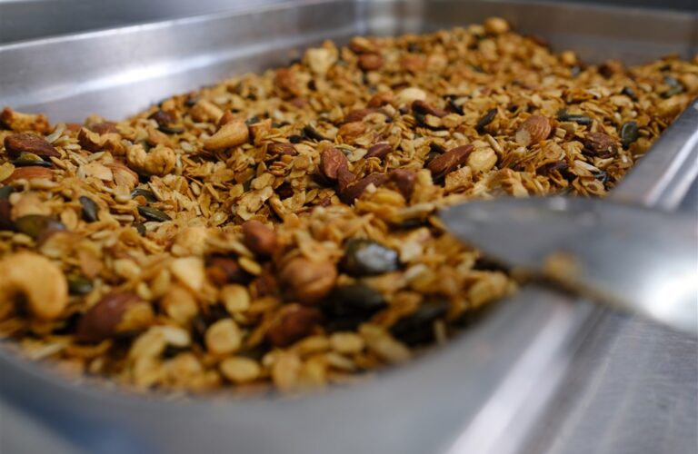 Madame Granola | Jupette et Salopette